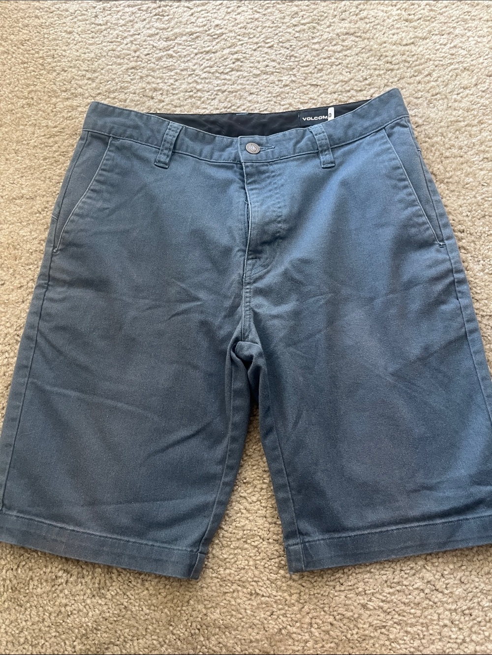 Volcom shorts size 30